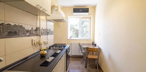 Constanta, Casa de Cultura, Ap.2 cam, Decomandat,Et.1/3 - Fotografie 2