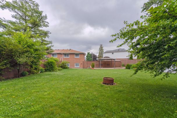 For Lease - 3675 Glencolin Court Unit# Lower, Mississauga, Ontario - Photo 1