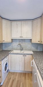 Addiscombe Road - Photo 4