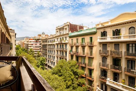 Carrer de Casanova, Barcelona, Catalonia 08036 - Photo 5