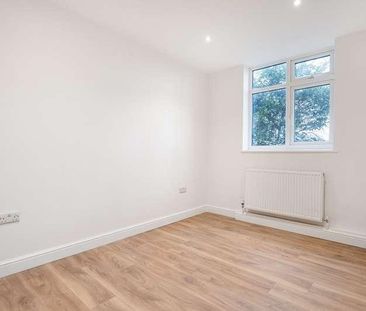 Jubilee Crescent, Edmonton, N9 - Photo 6