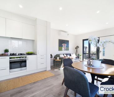 2 bed & 2 lounge - Photo 3