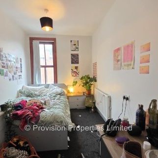 6 Bedroom Ebberston Terrace - Photo 1