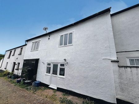 3 bedroom terraced house to rent - Photo 3