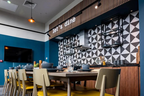 Studio to rent - Photo 1