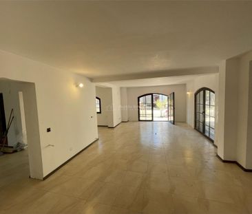 Casa individuala - Petresti Corbeanca - 9 camere - 3 bai - 5 - Fotografie 1