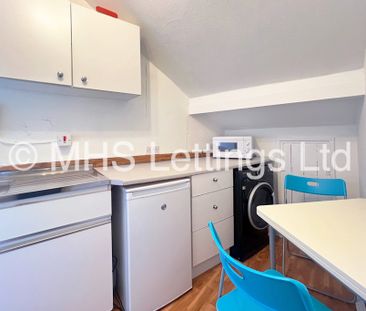 1 Bedroom Apartment for rent in Manor Terrace - Photo 3