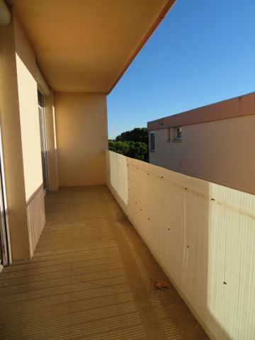 T3+GARAGE 545€ H.C St-Cesaire Nîmes, 71m² - Photo 3