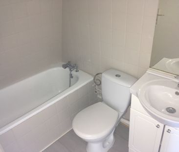 Location Appartement 2 pièces 42m² SELESTAT 67600 - Photo 2