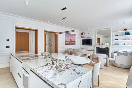 Tout savoir sur cet appartement dans le quartier Triangle d'Or, à Paris 8ème - Photo 4