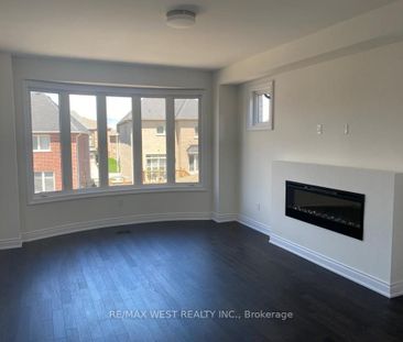 For Lease - 1362 Blackmore Street, Innisfil, Ontario - Photo 4