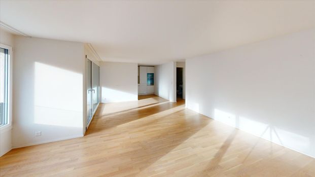 "Grosszügige Wohnung im Herzen von Zürich Seefeld!" - Foto 1