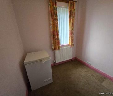 3 bedroom property to rent in Dewsbury - Photo 5