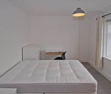 Lower Street, Bangor, LL57 - Photo 4