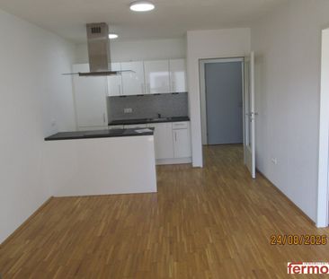 Schönes Wohnen in einer zwei Zimmer Wohnung mit ruhigem Balkon im Hof - Foto 4