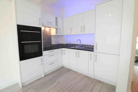 1 bedroom ground floor flat to rent - Photo 5