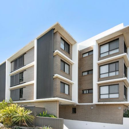 Spacious studio apartment for lease - Photo 3