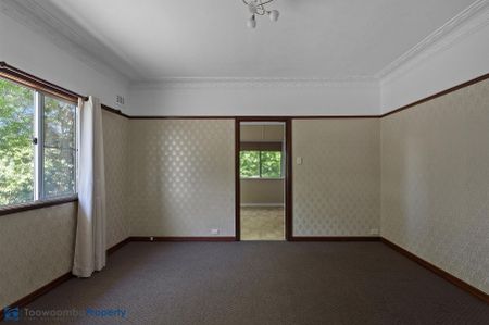 6 Miller Street, 4350, Harristown Qld - Photo 4