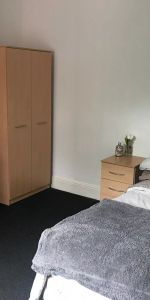 Queens Road (2 bed) - Photo 3