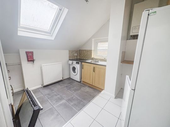 Duppas Hill Road, Croydon, CR0 4BG - Photo 1