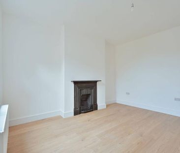 2 bedroom maisonette to rent - Photo 5