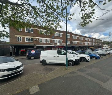 Flat to rent - Valley Drive, Gravesend, DA12 - Photo 4