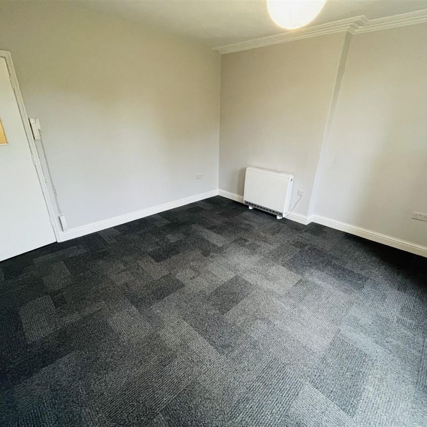 BPC00626 Garden Flat, Whatley Road, Clifton, Bristol - Photo 1