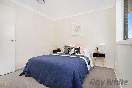 2 Kuraman Close, Macquarie Hills NSW 2285 - House For Rent | Domain - Photo 3