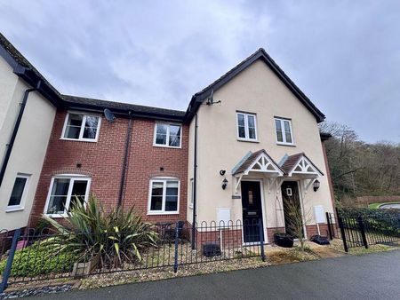 2 bedroom terraced house to rent - Photo 2