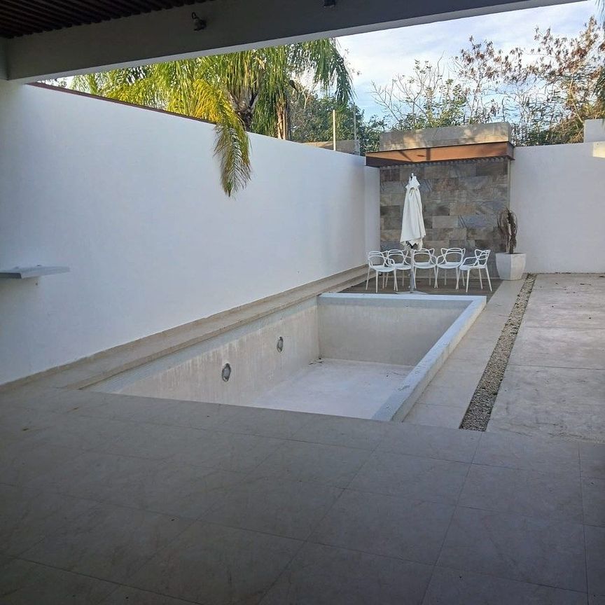 CASA EN RENTA EN TEMOZON NORTE - Photo 1