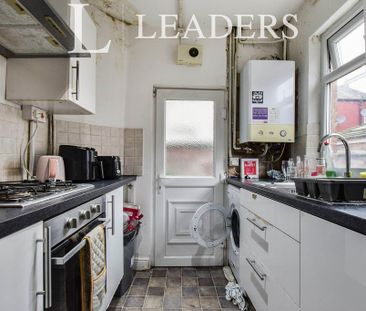 4 bedroom house to rent - Photo 3