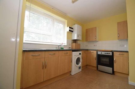Woodhurst Road, Abbeywood, London, SE2 - Photo 3