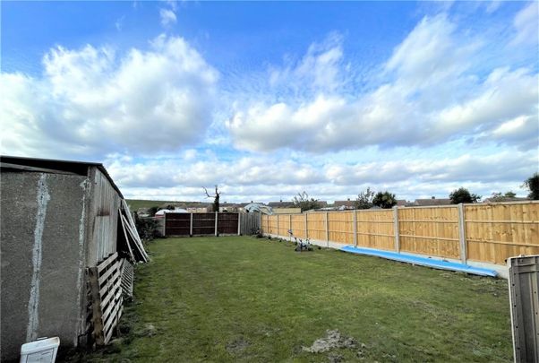 Charlton Road, Shepperton, Surrey,TW17 - Photo 1