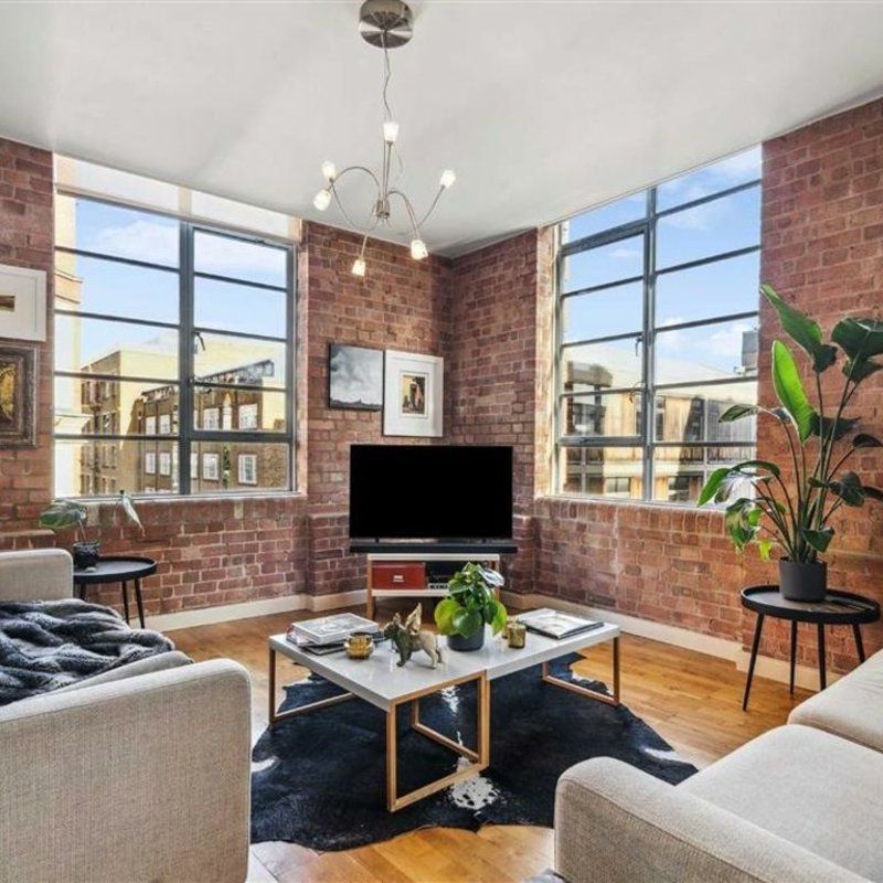 Boss Street, Shad Thames, SE1 - Photo 1