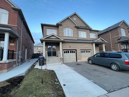 For Lease - 211 Elbern Markell Drive, Brampton, Ontario - Photo 3