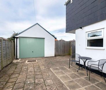 Croft Avenue, Cheltenham, GL53 - Photo 1