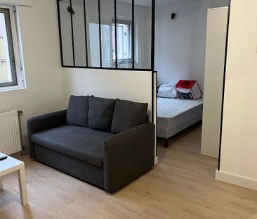 Location Appartement 1 pièce 33m² - Photo 2