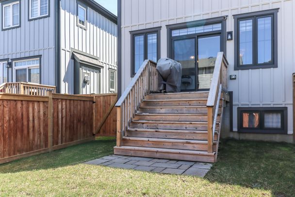 For Lease - 142 Sycamore Street, Blue Mountains, Ontario - Photo 1