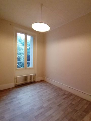 Appartement 54.68 m² - 3 Pièces - Maisons-Alfort (94700) - Photo 3