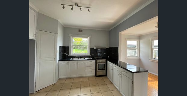 Enjoy, Living Here! - Photo 1