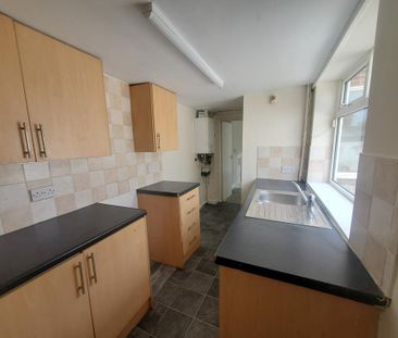 2 bedroom terraced house to rent - Photo 6