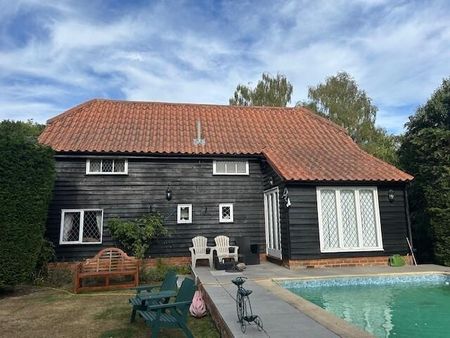 4 bedroom detached house to rent - Photo 2