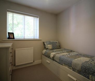 2 bedroom semi-detached house to rent - Photo 3