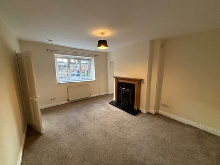2 bedroom terraced house to rent - Photo 2