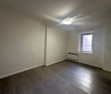 Location Appartement 4 pièces 80m² - Photo 6