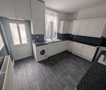 2 bedroom terraced house to rent - Photo 6