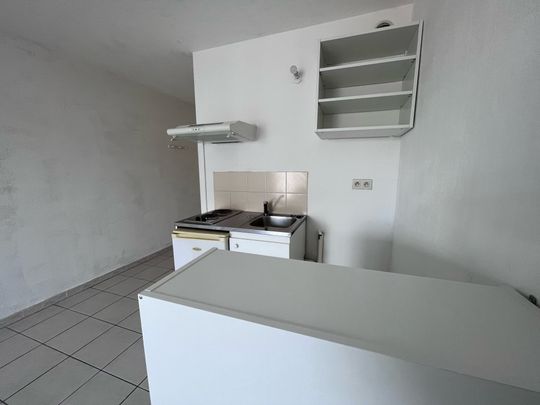 Location Appartement 1 pièce 22m² TOULON 83100 - Photo 1