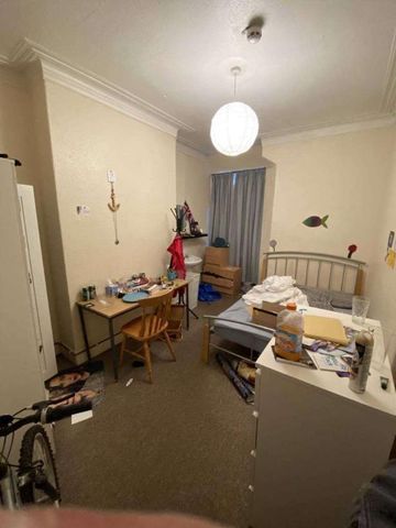 Furness Road, Fallowfield, M14 - Photo 2