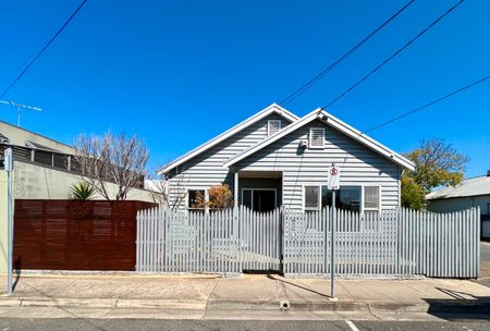 TWO BEDROOM HOUSE - Photo 2