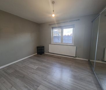 Room in a Shared Flat, Tisdall House, SE17 - Photo 2